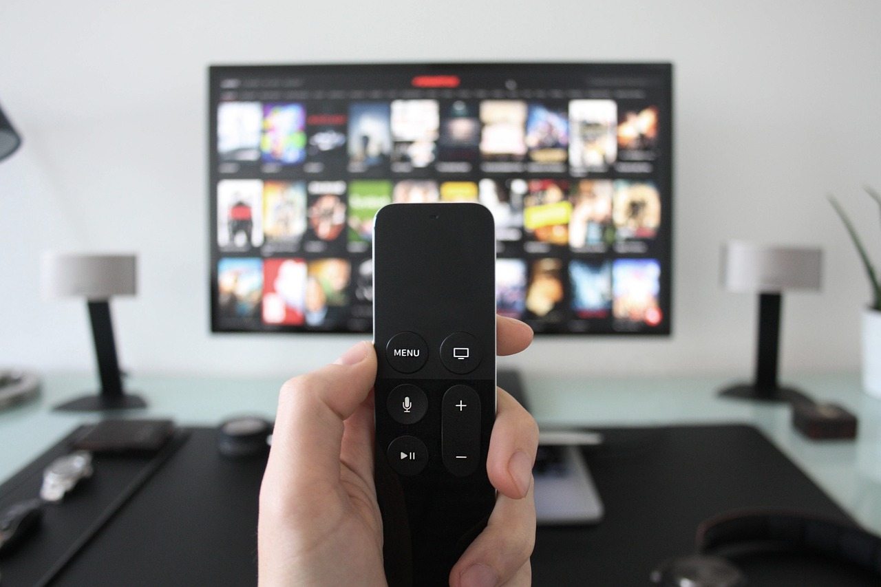 Smart TV mit Streaming Stick