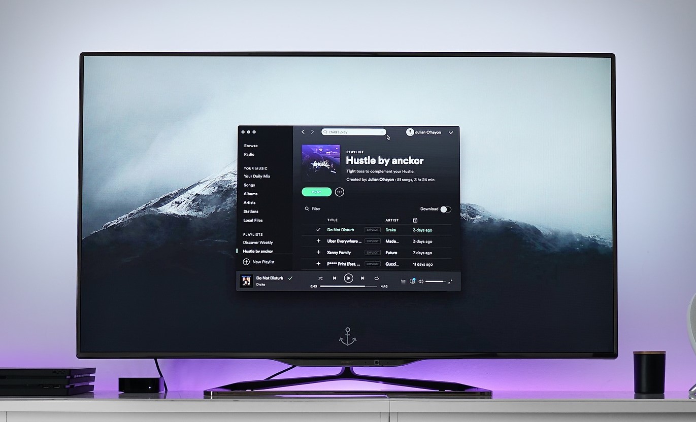 Smart TV mit Streaming Dienst