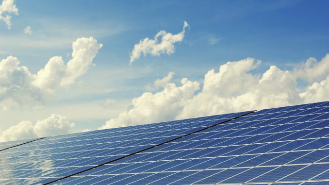 photovoltaic-2138992_1280 Photovoltaik - Solarmodule für Zuhause