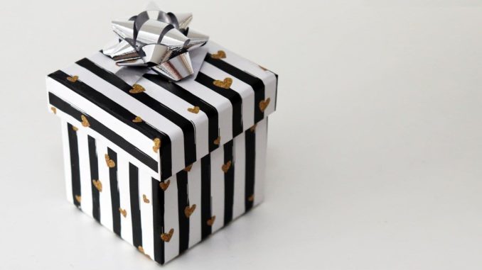 geschenk_technikfreak-4663231_1280-min Geschenke für Technikfreaks im Überblick